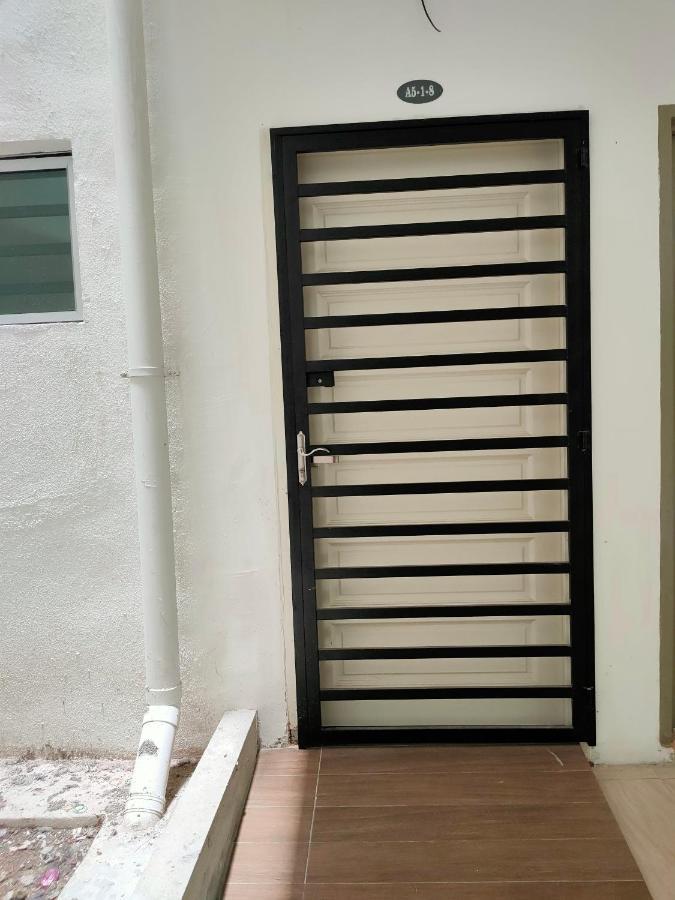Cameron Lovely Cottage 3 Rooms ตานาห์ราตา ภายนอก รูปภาพ
