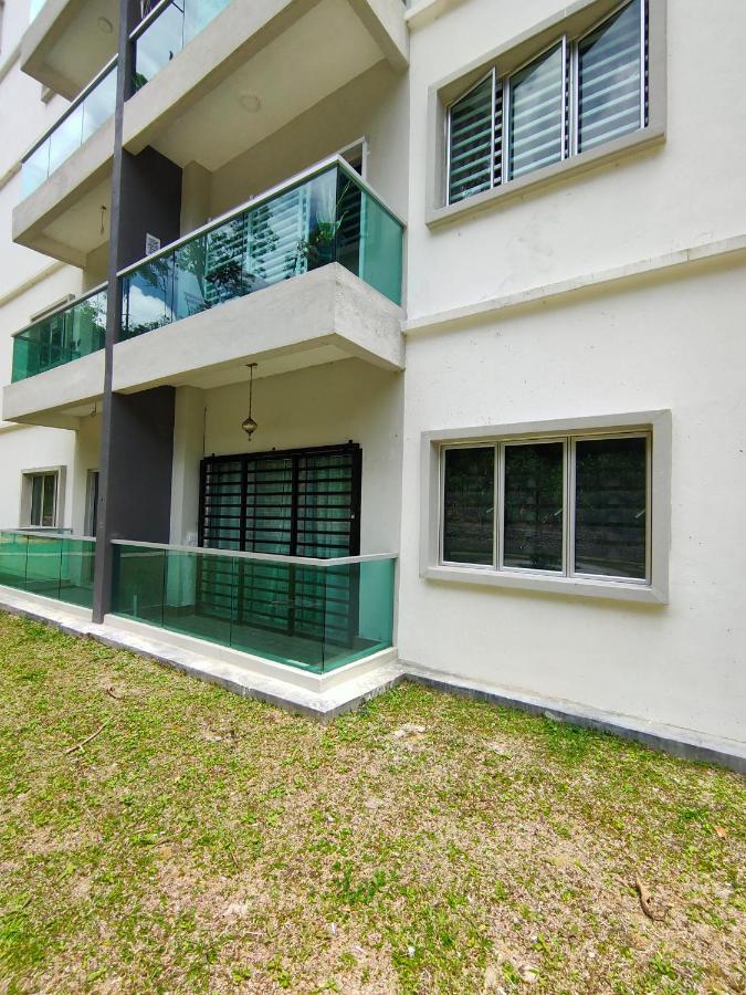 Cameron Lovely Cottage 3 Rooms ตานาห์ราตา ภายนอก รูปภาพ